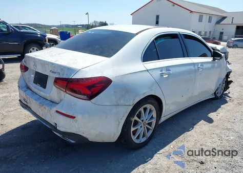 2019 Mercedes-Benz A 220 4Matic из США, поврежденный, VIN WDD3G4FB3KW027630